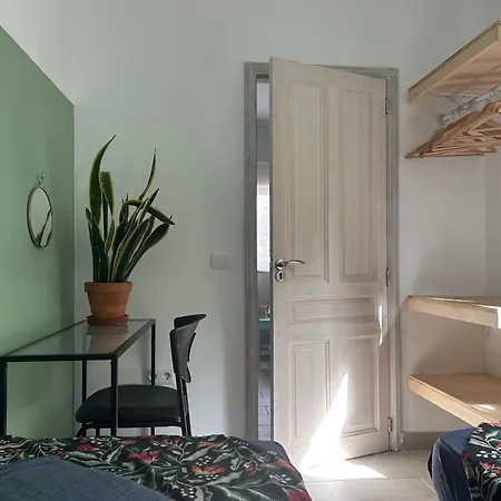 Проживание в семье Light & Modern 3br *